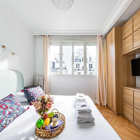 Cozy Apartment-1br 4p- Trocadero Eiffel Tower *